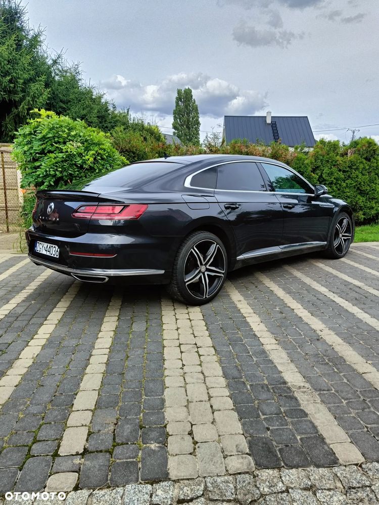Volkswagen Arteon 2.0 TDI SCR DSG R-Line - 4
