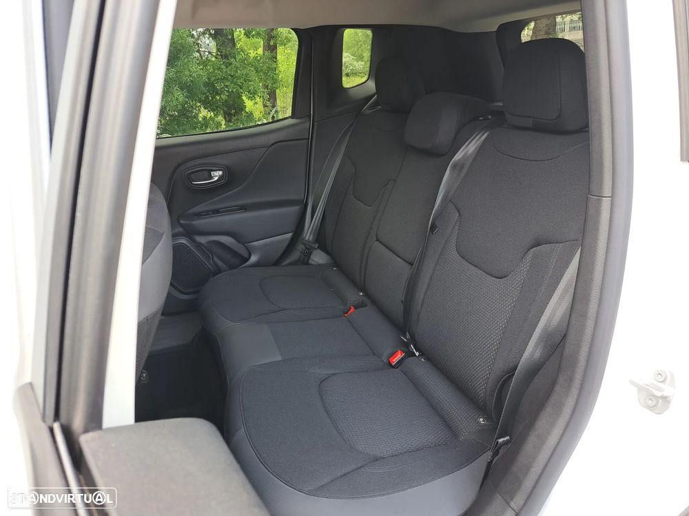 Jeep Renegade 1.0 T Night Eagle - 29