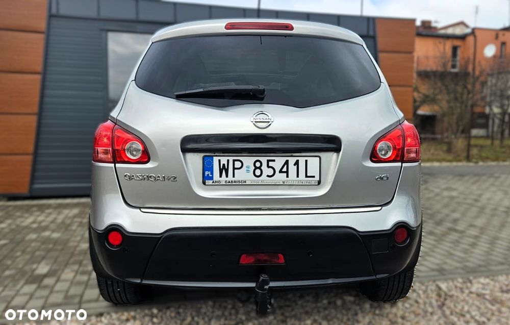 Nissan Qashqai+2 - 6