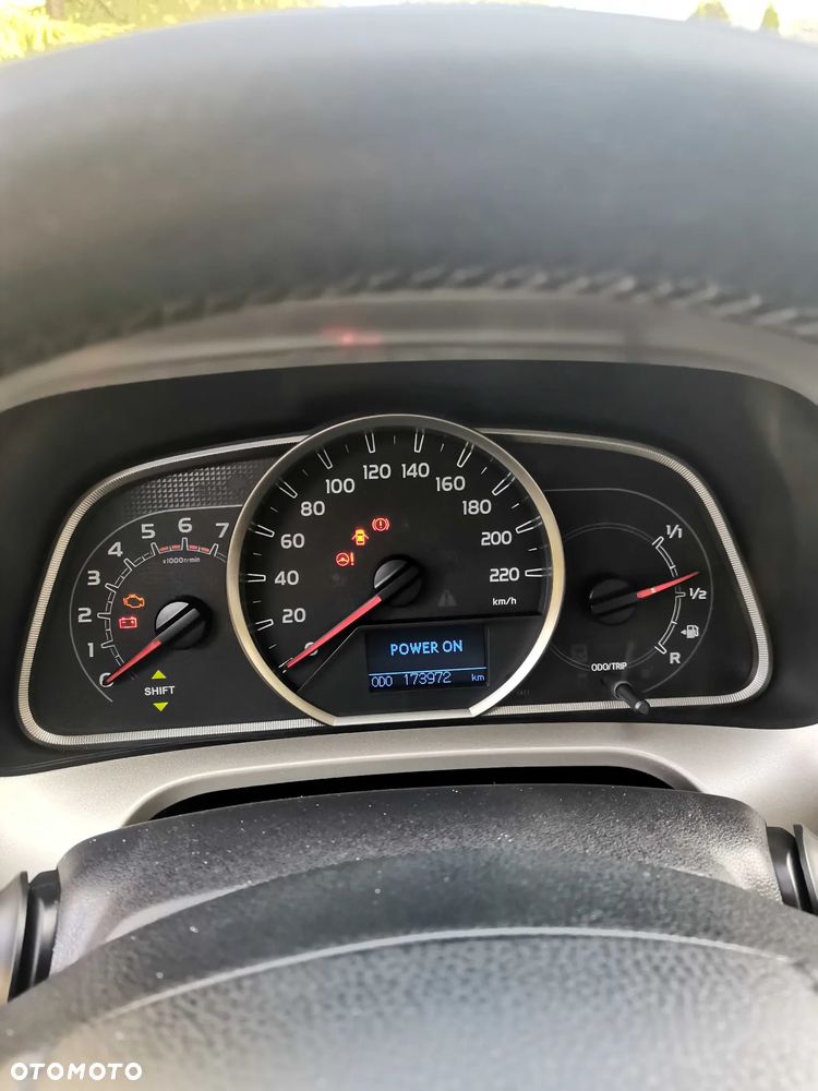 Toyota RAV4 2.0 D-4D Premium - 12