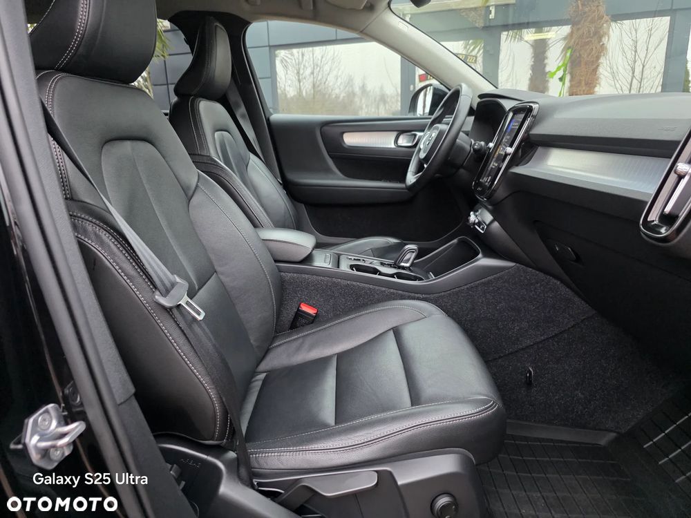 Volvo XC 40 D3 Momentum Pro - 31