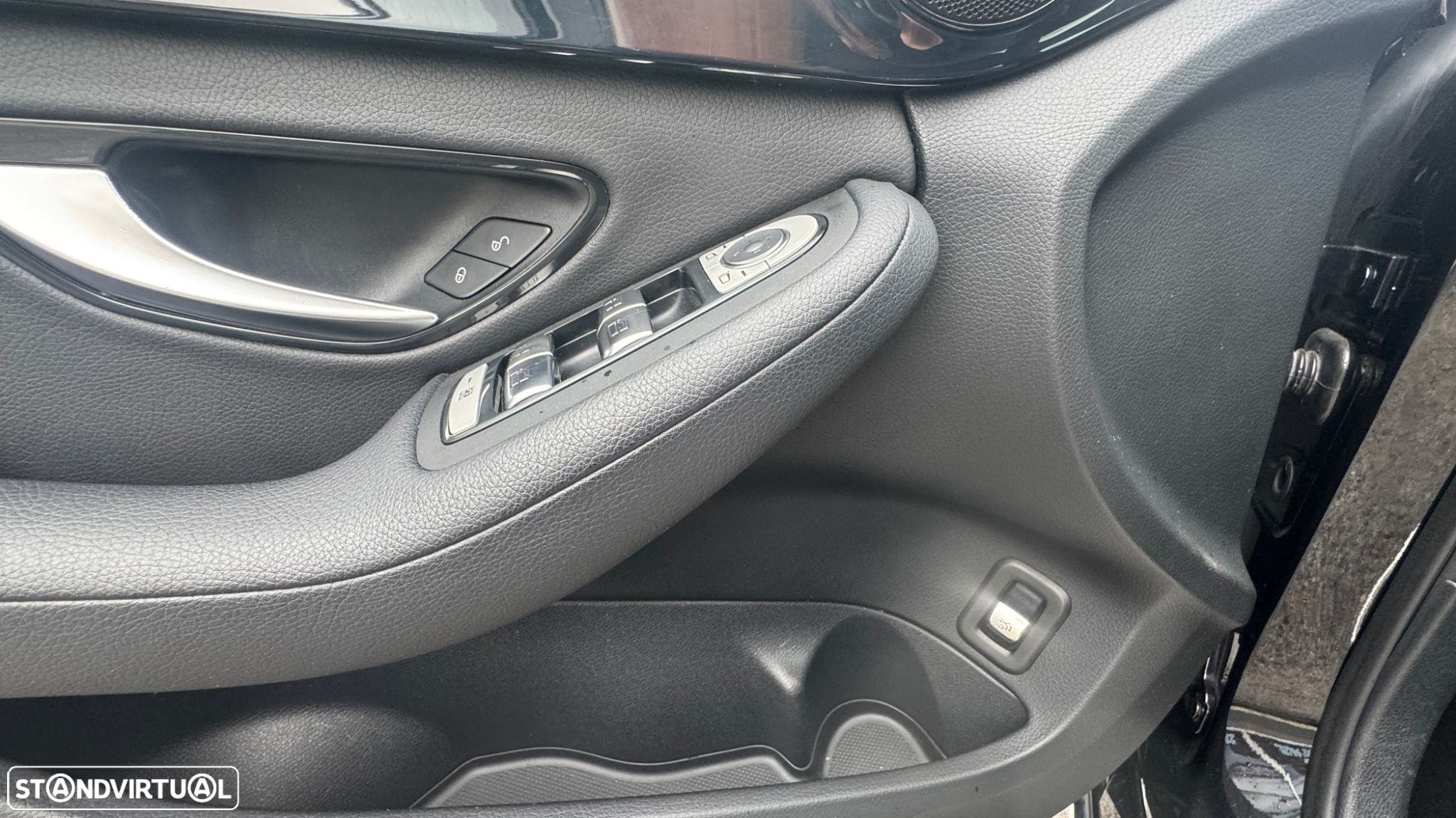 Mercedes-Benz C 200 d Business Solutions - 35