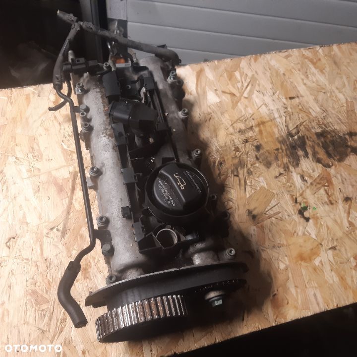 WAŁKI ROZRZĄDU Z OBUDOWĄ  VW GOLF IV BORA 1.4 16V - 2