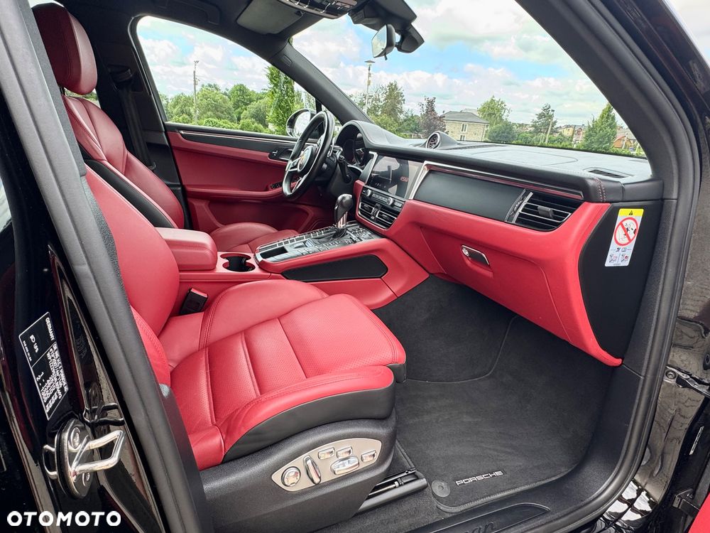 Porsche Macan - 38