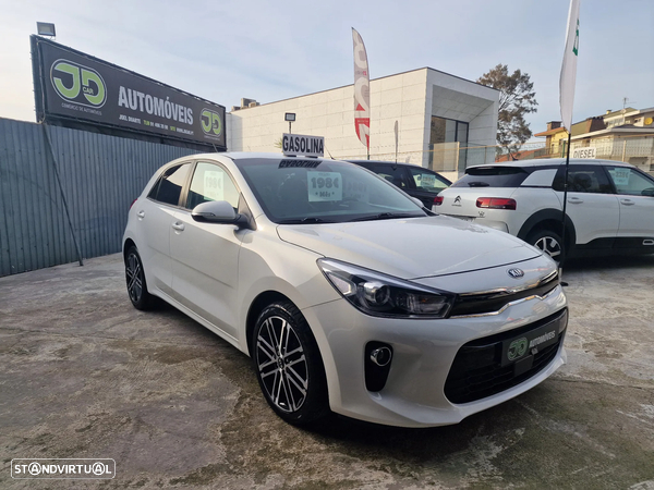 Kia Rio 1.0 T-GDI 100 Dream-Team Edition