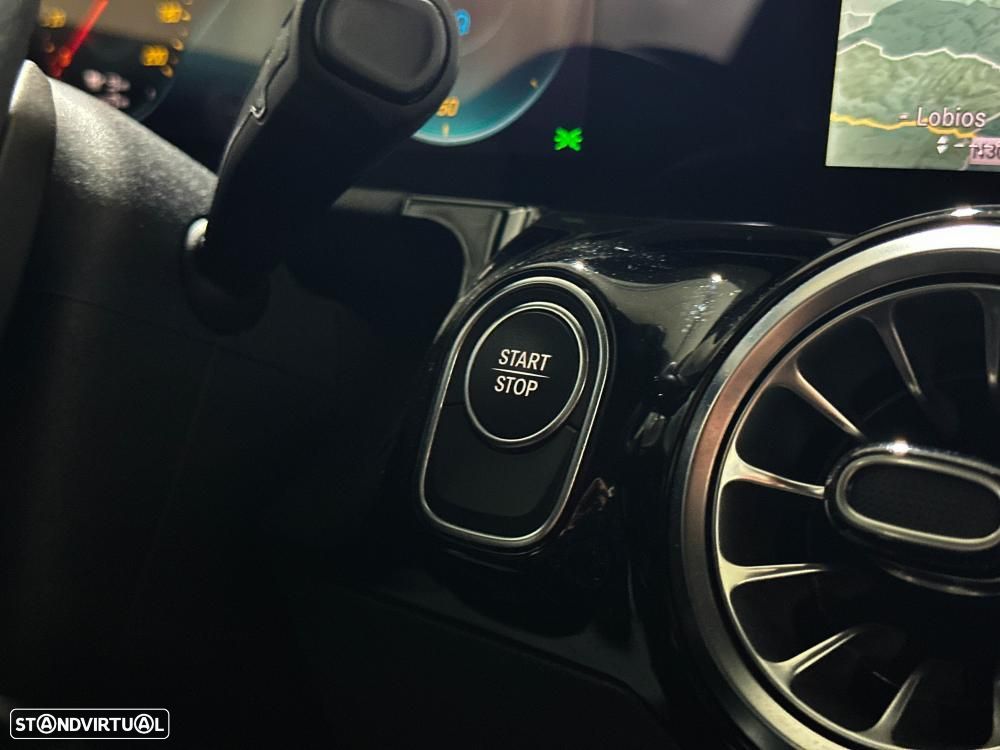 Mercedes-Benz EQA 300 4Matic Progressive - 40