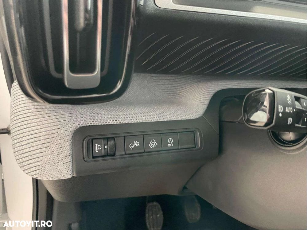 Citroën C3 1.2 PureTech 100 S&S BVM6 PLUS - 12