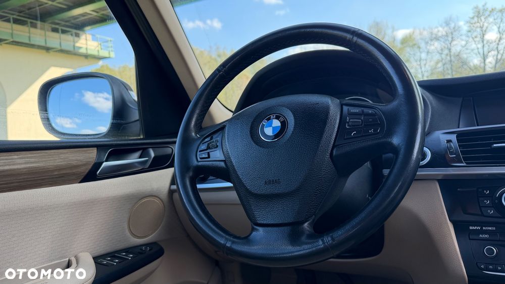 BMW X3 xDrive20d - 17