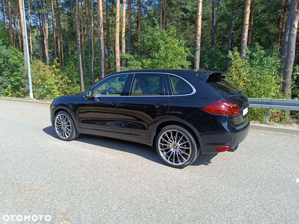 Porsche Cayenne - 20