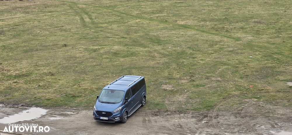 Ford Tourneo Custom - 21