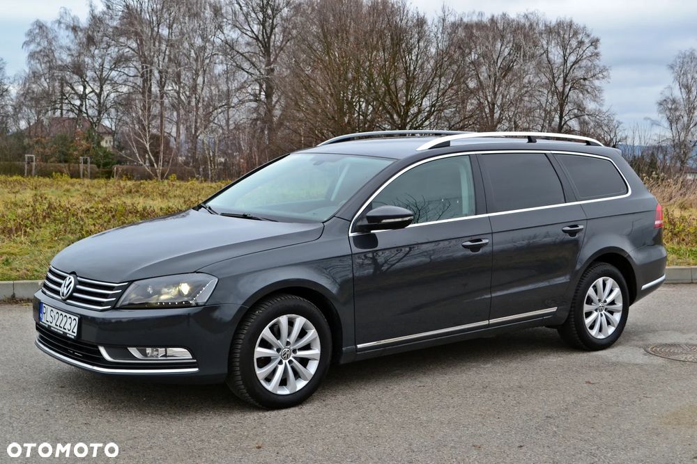 Volkswagen Passat - 1