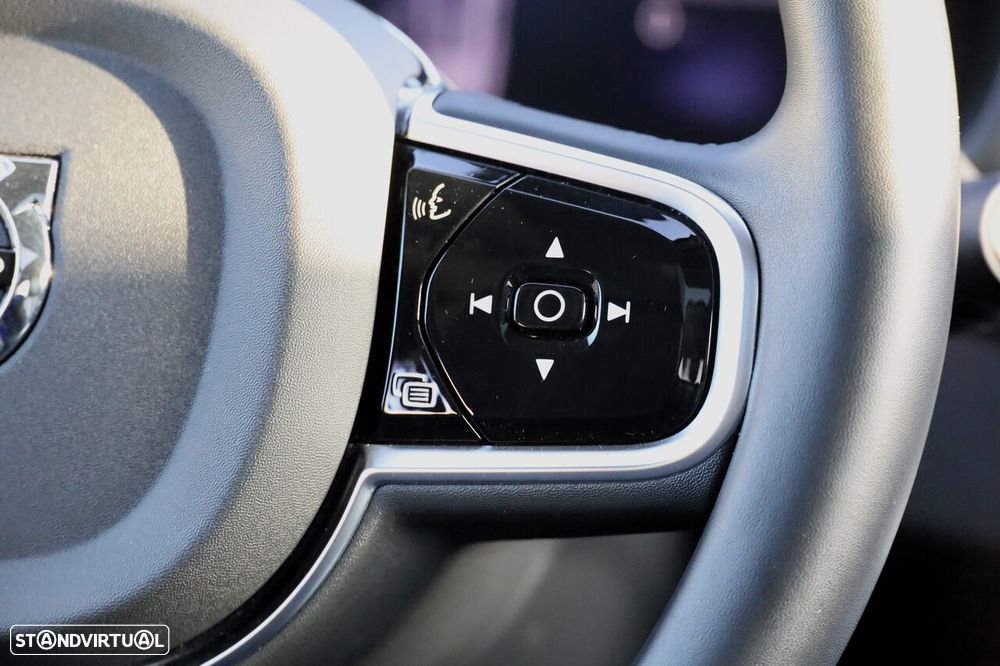 Volvo V60 2.0 T6 AWD TE Plus Dark - 33