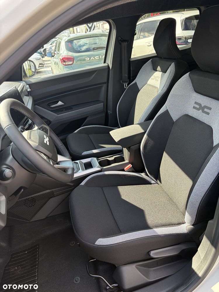 Dacia Duster 1.8 Full Hybrid 155 Journey MMT - 13