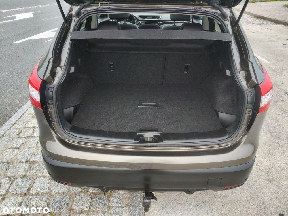 Nissan Qashqai 1.6 DIG-T Tekna+ - 16