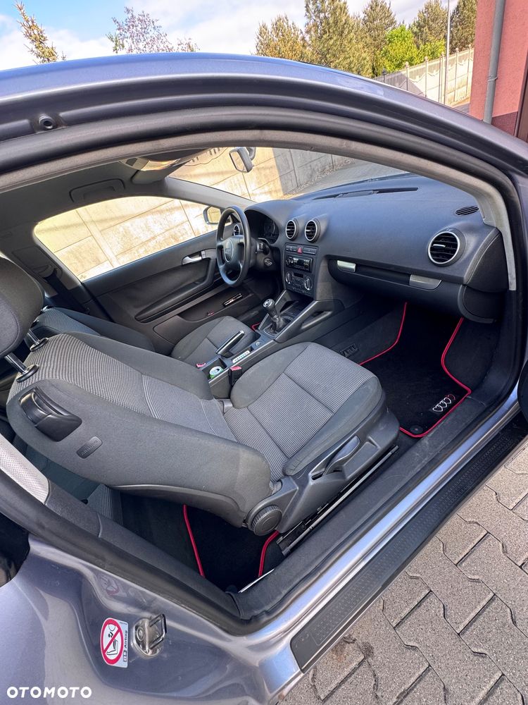 Audi A3 3-drzwiowe 1.6 Ambiente - 6