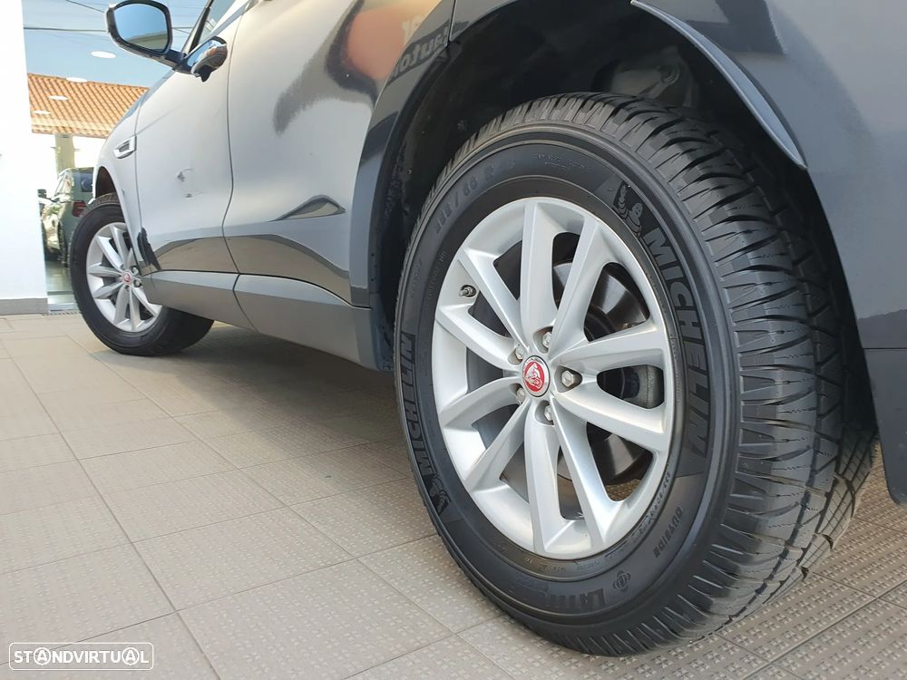 Jaguar F-Pace 2.0 i4D Pure Aut. - 16