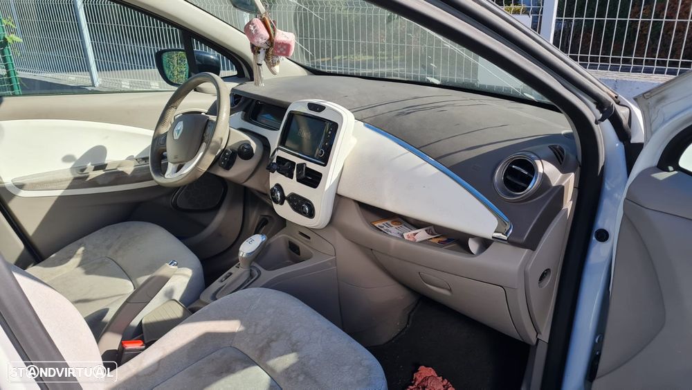 Renault Zoe (c/ Bateria) Life 40 Q90 - 6