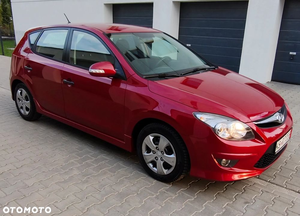 Hyundai i30 1.4 Classic + - 8