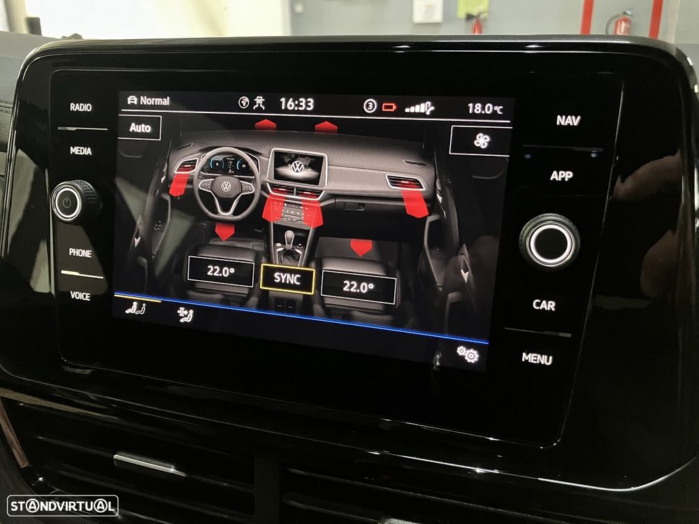 VW T-Roc 1.5 TSI R-Line DSG - 41