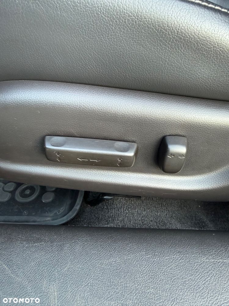 Honda Accord 2.0 Executive - 33
