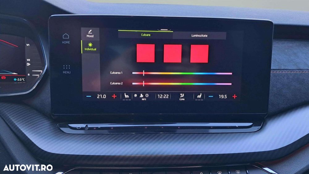 Skoda Octavia 2.0 245 TSI DSG RS - 22