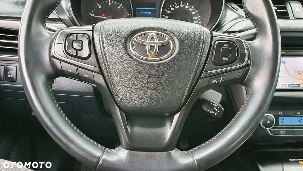 Toyota Avensis - 21