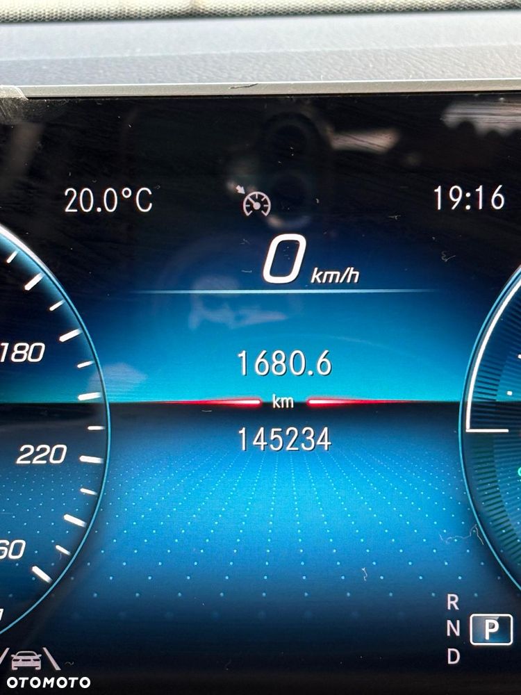 Mercedes-Benz GLB 200 d 4-Matic 8G-DCT - 12