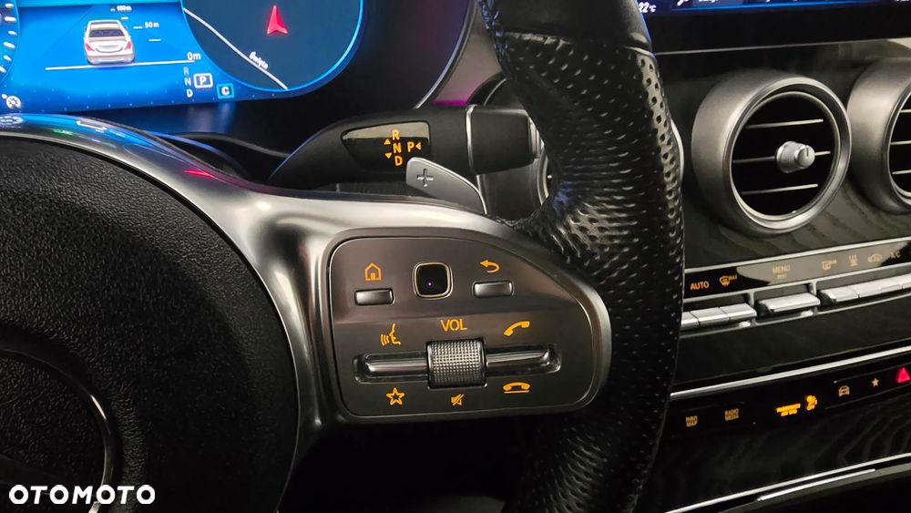 Mercedes-Benz GLC 300 de 4Matic 9G-TRONIC AMG Line Plus - 21