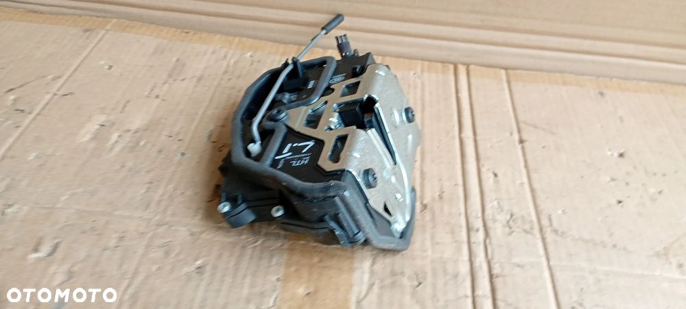 Zamek drzwi lewy tył tylny BMW X1 E84 7229467 - 3