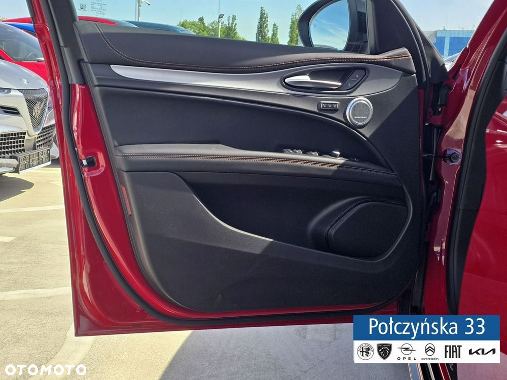 Alfa Romeo Stelvio - 28