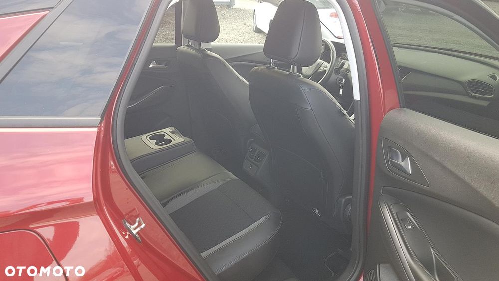 Opel Grandland X 1.2 Start/Stop Design Line - 30