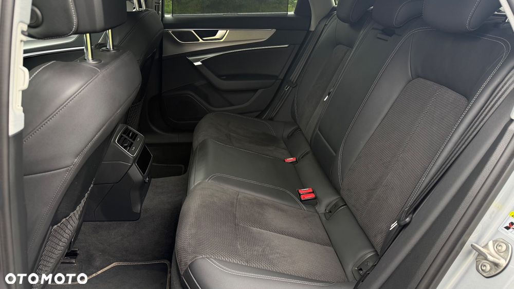 Audi A6 Avant 55 TFSI e quattro S tronic S line - 25