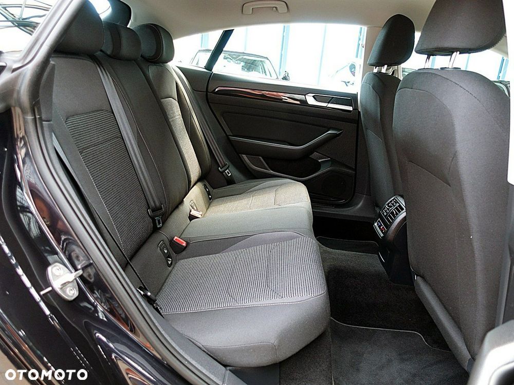 Volkswagen Arteon - 13