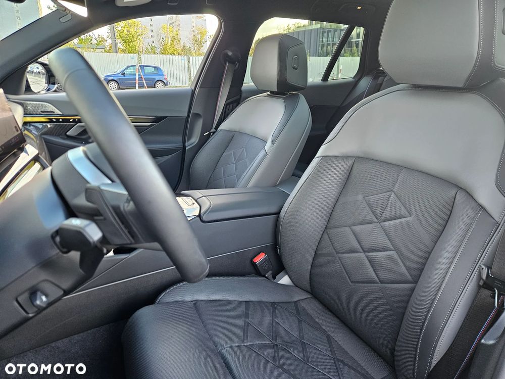 BMW Seria 5 550e xDrive PHEV M Sport - 33