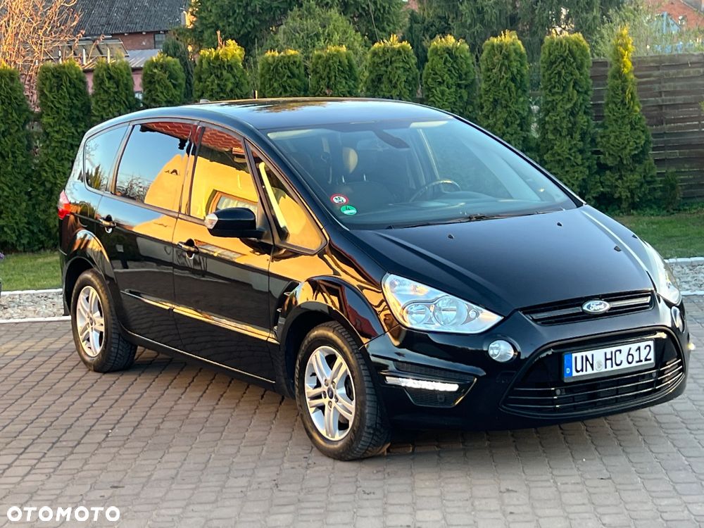 Ford S-Max 2.0 TDCi DPF Champions Edition - 17