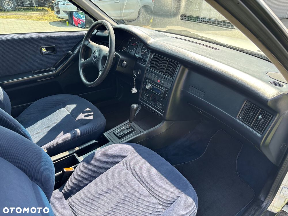Audi 80 2.0 E - 9