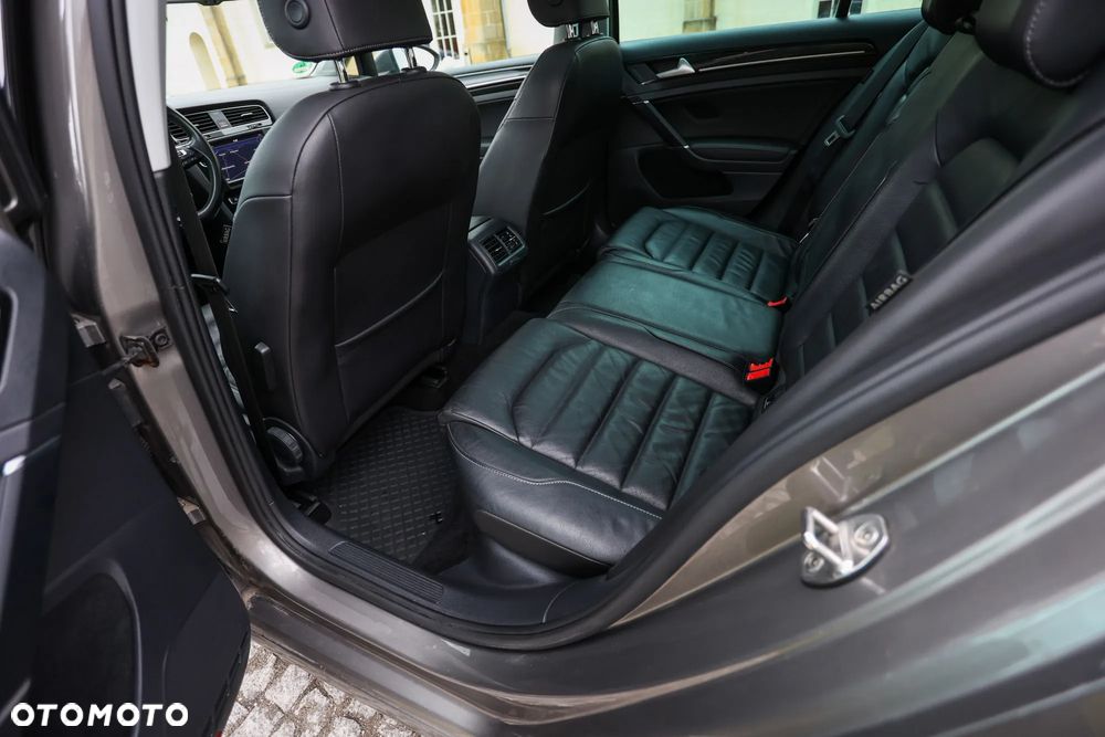 Volkswagen Golf 2.0 TDI BlueMotion Technology DSG Allstar - 22