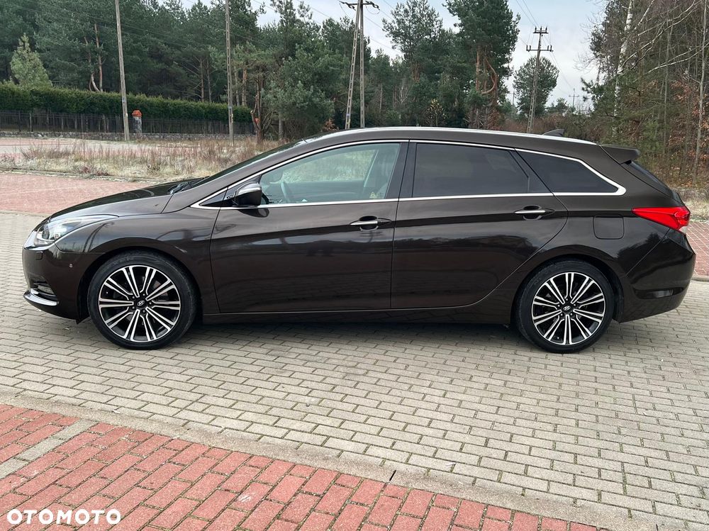 Hyundai i40 Kombi 1.7 CRDi DCT Trend - 4