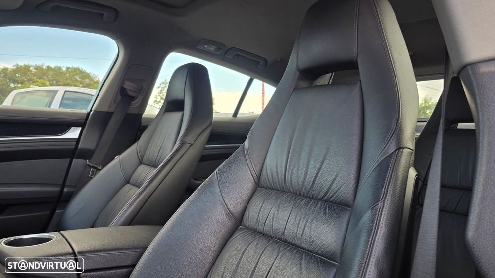 Porsche Panamera S PDK - 13