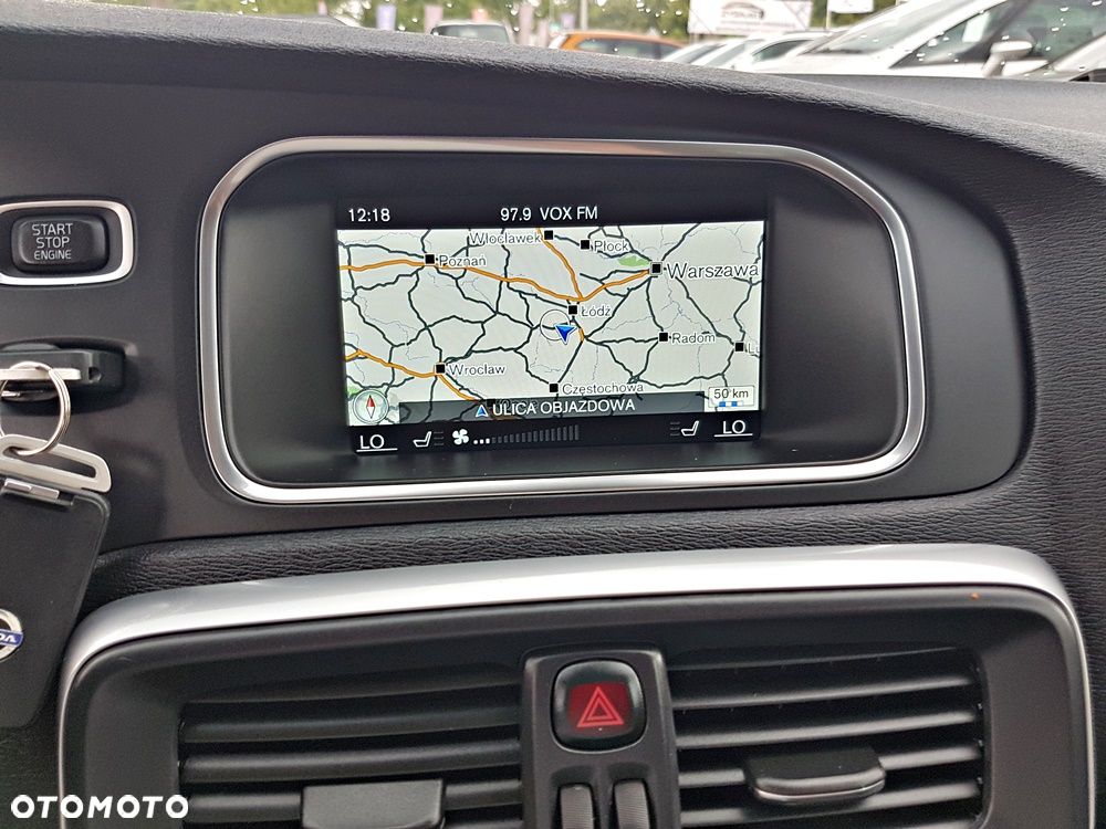 Volvo V40 T2 Drive-E Momentum - 18