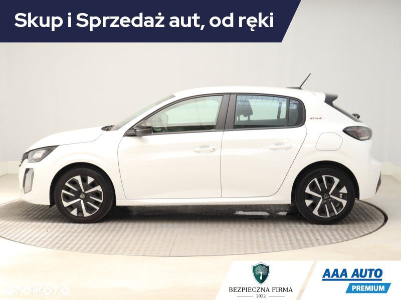 Peugeot 208 - 4