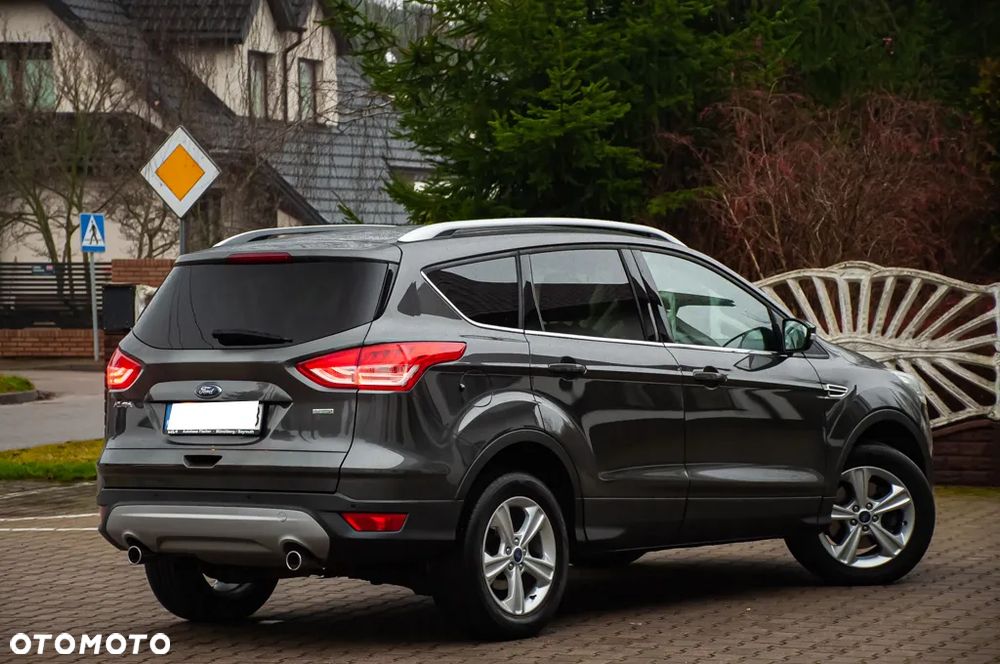 Ford Kuga 1.5 EcoBoost 4x4 Titanium - 16