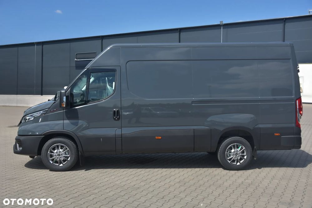 Iveco Daily 35S18HA8V 180km Furgon 12m3 - 4