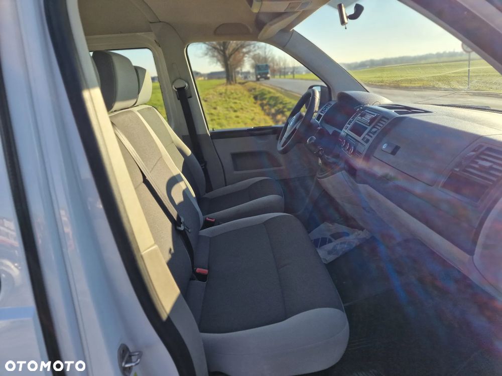 Volkswagen Transporter - 22