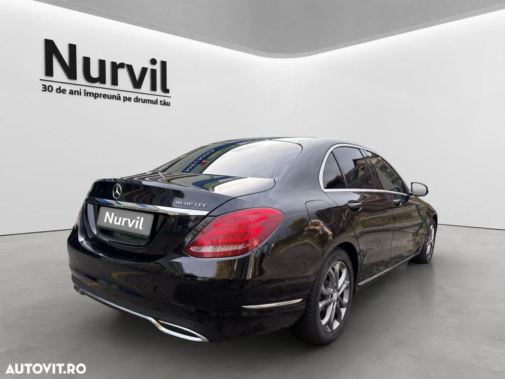Mercedes-Benz C 220 (BlueTEC) d 7G-TRONIC Avantgarde - 3