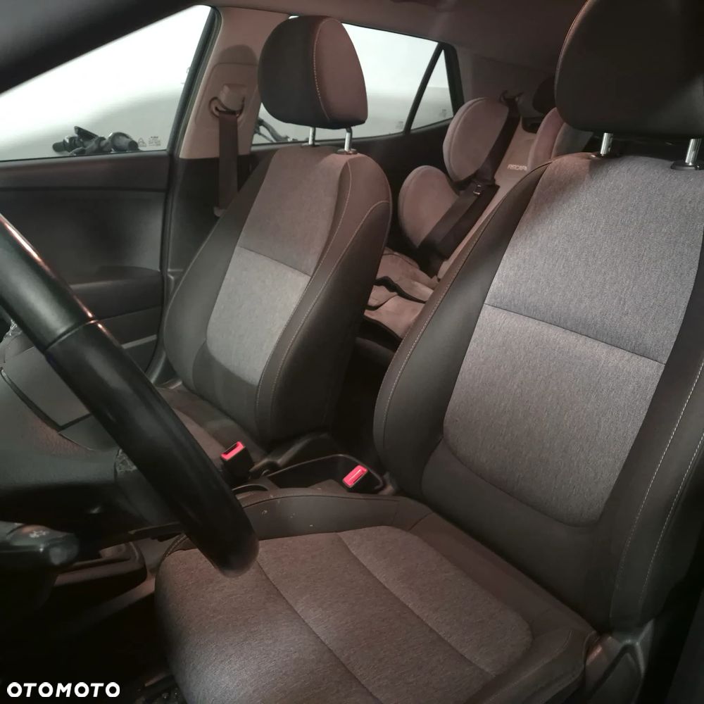 Kia Stonic - 9