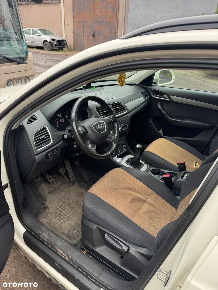 Audi Q3 2.0 TDI - 6