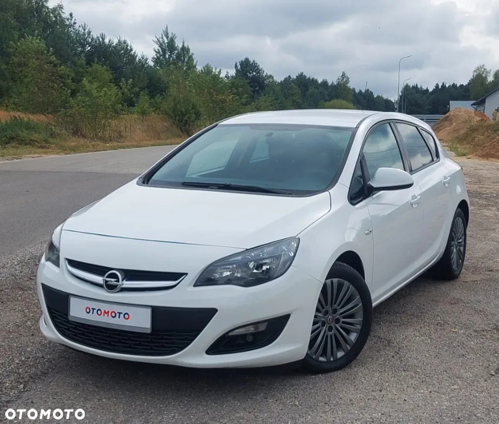 Opel Astra 1.4 Turbo Design Edition - 2