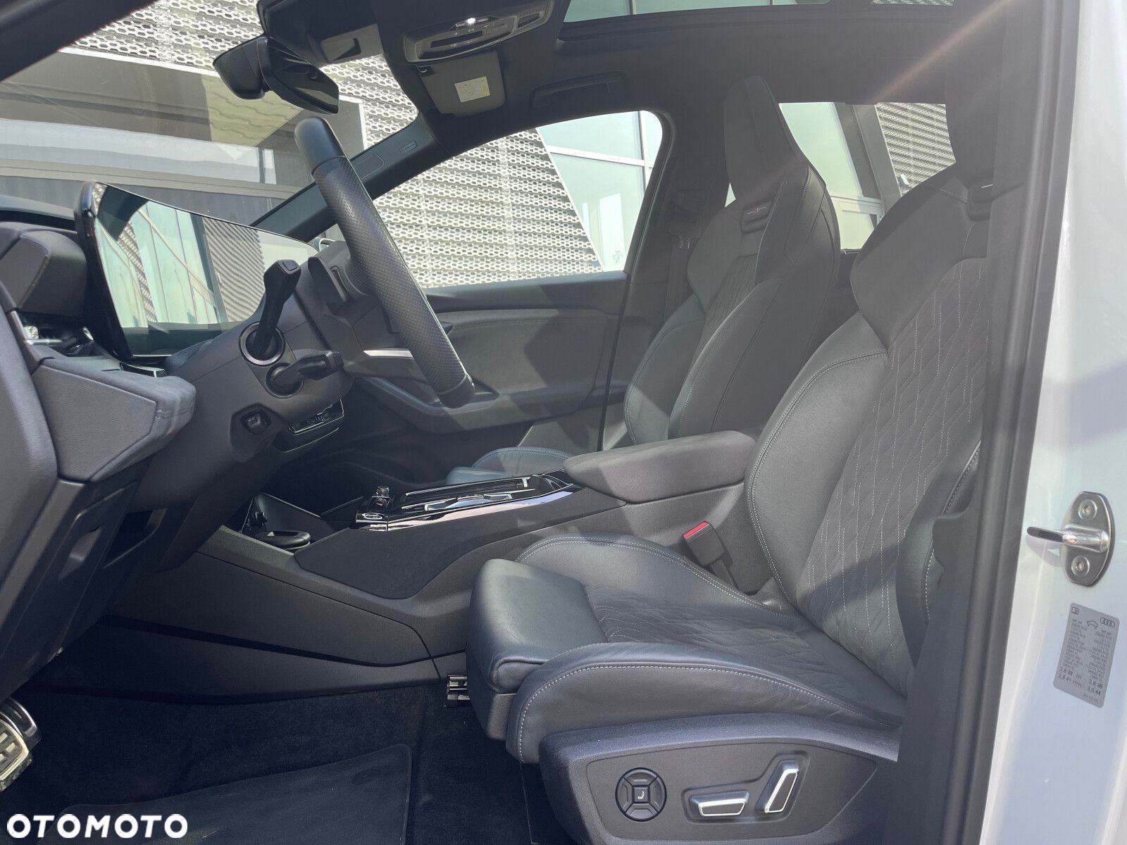 Audi Q6 e-tron - 10