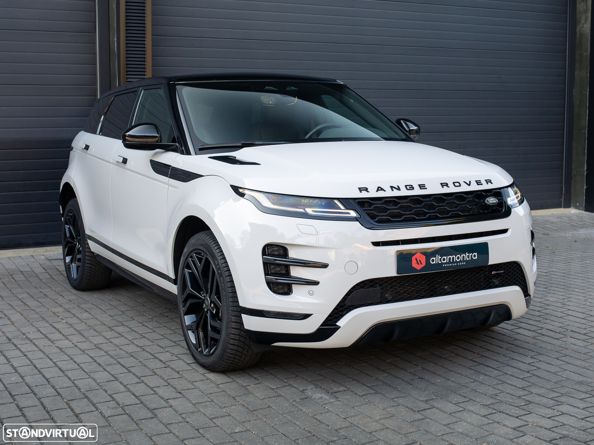 Land Rover Range Rover Evoque 1.5 P300e AWD R-Dynamic Auto - 48